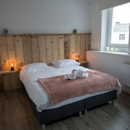 Luxury - Francofolies Hotel