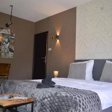 Luxury - Francofolies Hotel Spa