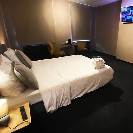 Luxury - Francofolies Hotel