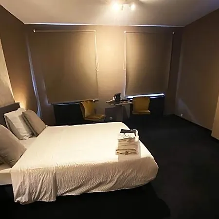 Luxury - Francofolies Hotel